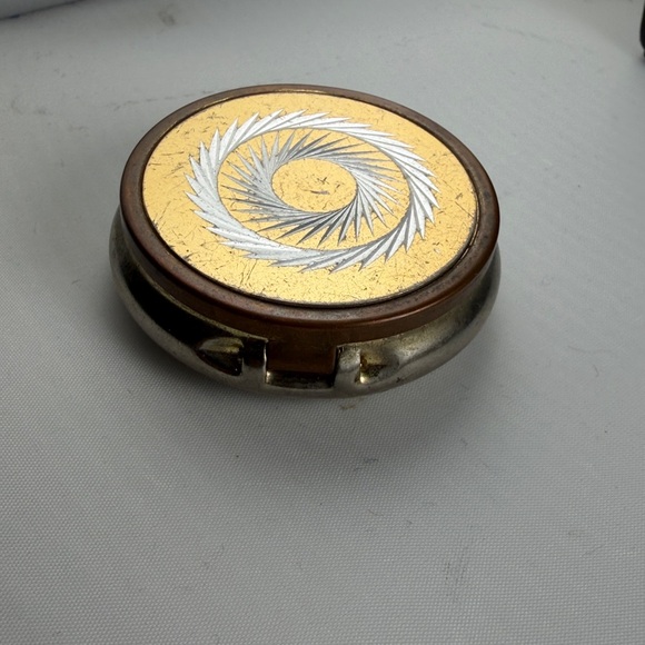 Vintage Pill Box Gold Silver Tone Elegant - Picture 3 of 8